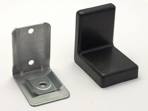 Kątownik z osłoną 50x30 mm - czarny