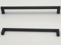 CG Uchwyt ( 1222 0252 ) czarny mat rozstaw 256mm