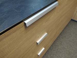 Uchwyt krawędziowy AK09 Aluminium