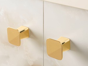 VIEFE Gałka PRISM mosiądz połysk 32x32mm