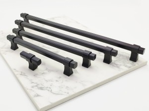 GTV-Uchwyt IMPERIA (UZ-IMPERIAL-20M) czarny mat