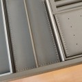 UNIHOPPER Leka Półka z przegrodami - organizer na kosmetyki W1000