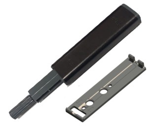 Odbojnik Push Latch+płytka prosta TITUS z odbojnikiem Czarny