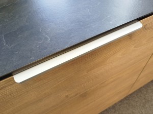 Uchwyt krawędziowy AK06 Zaoblony Aluminium