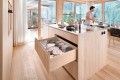 BLUM-prowadnica UNI MOVENTO (TOB) w kuchni