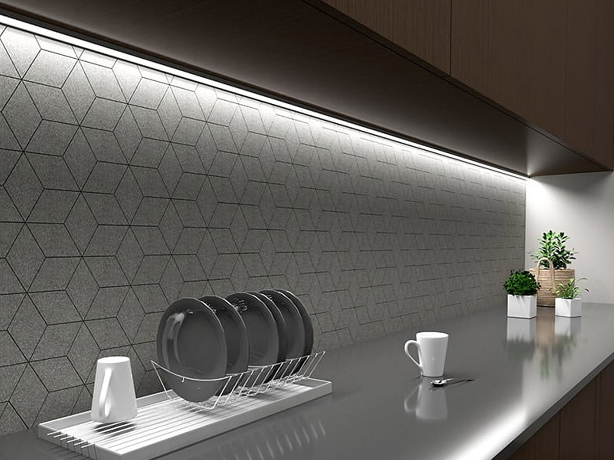 led profil narozny czarny